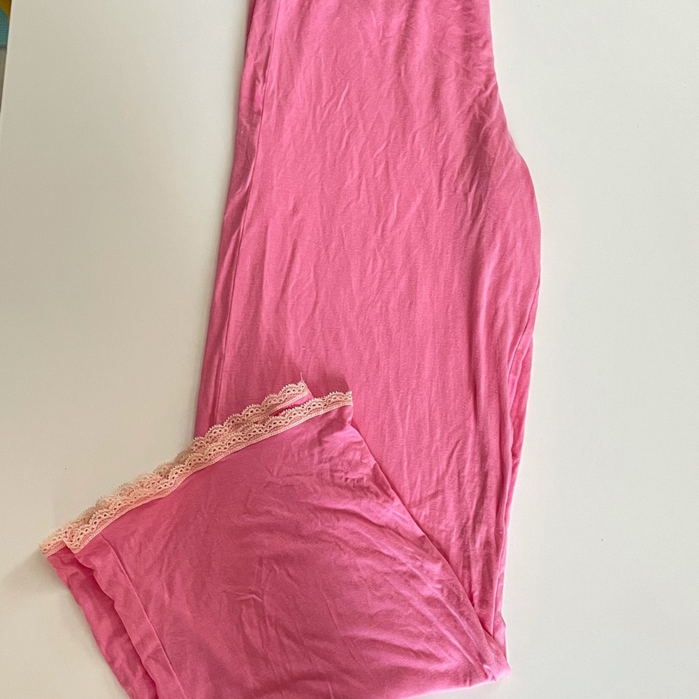 VICTORIA’S SECRET PAJAMA - Picture 3 of 9